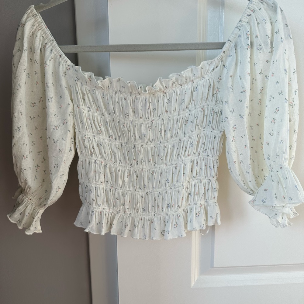 Urban Outfitters smocked blouse puff sleeve